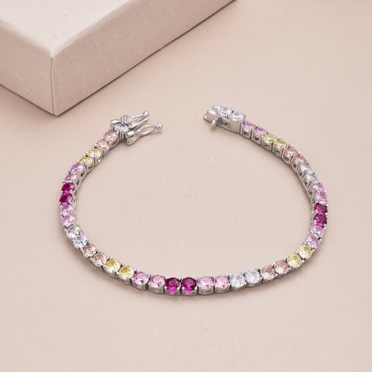 [Noble Jewelry]Radiant Colorful Round Cut Tennis Bracelet