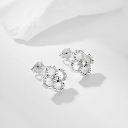 [Noble Jewelry]Four-Leaf Clover Flower Shape Exquisite Earrings