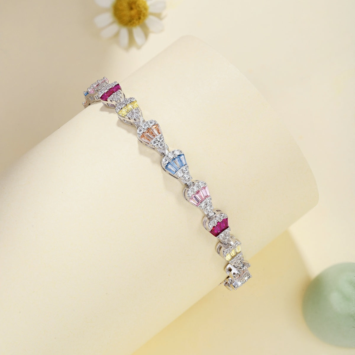 [Noble Jewelry]Radiant Water Drop Shape Daily Bracelet