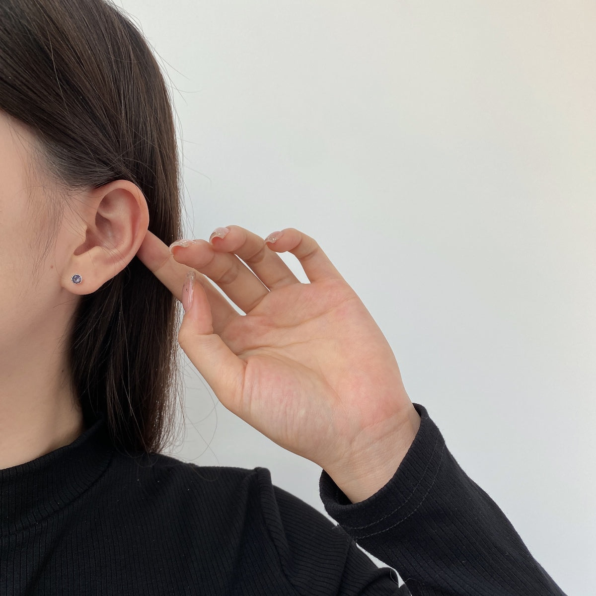 [Noble Jewelry]Sparkling Colorful Round Shape Earrings