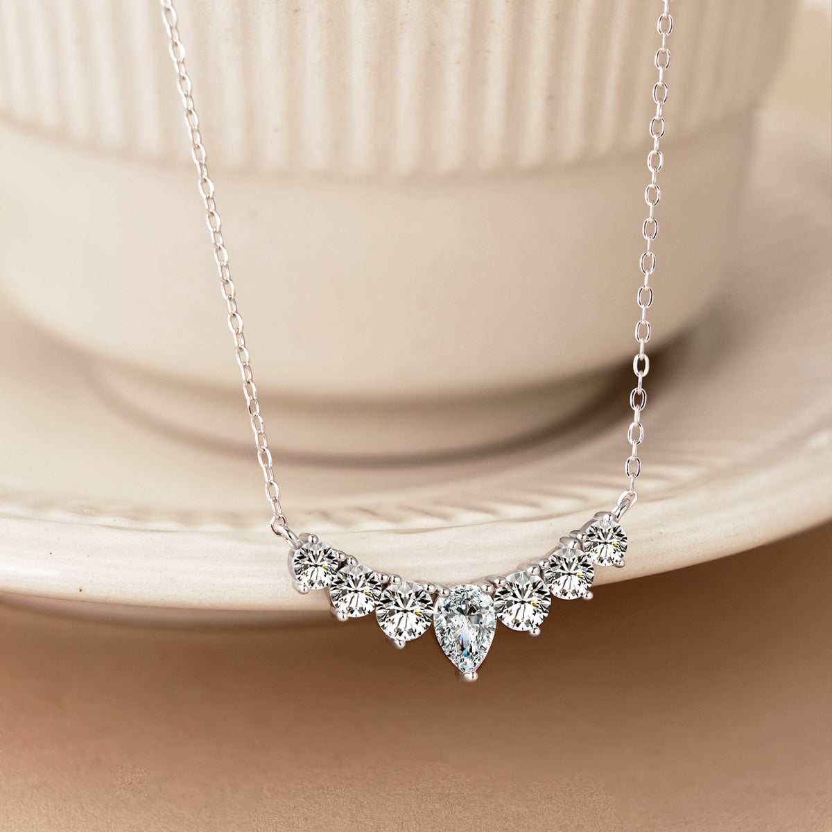 [Noble Jewelry]Dainty Colorful Heart Necklace