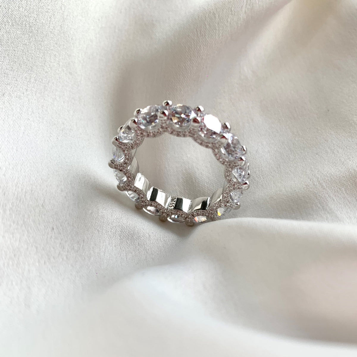 [Noble Jewelry]Gorgeous Round Cut Tennis Ring